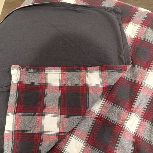 Pendleton Red and Gray Plaid Bedding Set - Picture 2 of 5